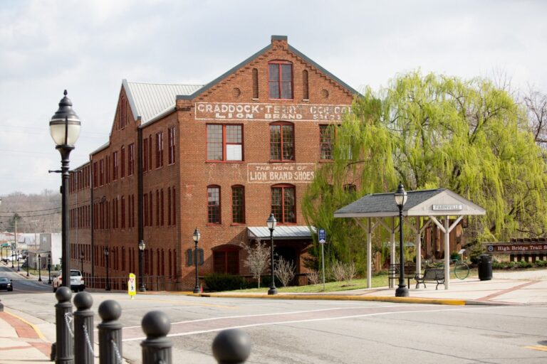 Blog Green Front Furniture