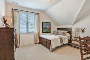 Harring guest bedroom