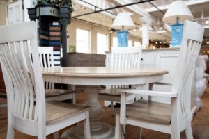 John Thomas casual dining table chairs set